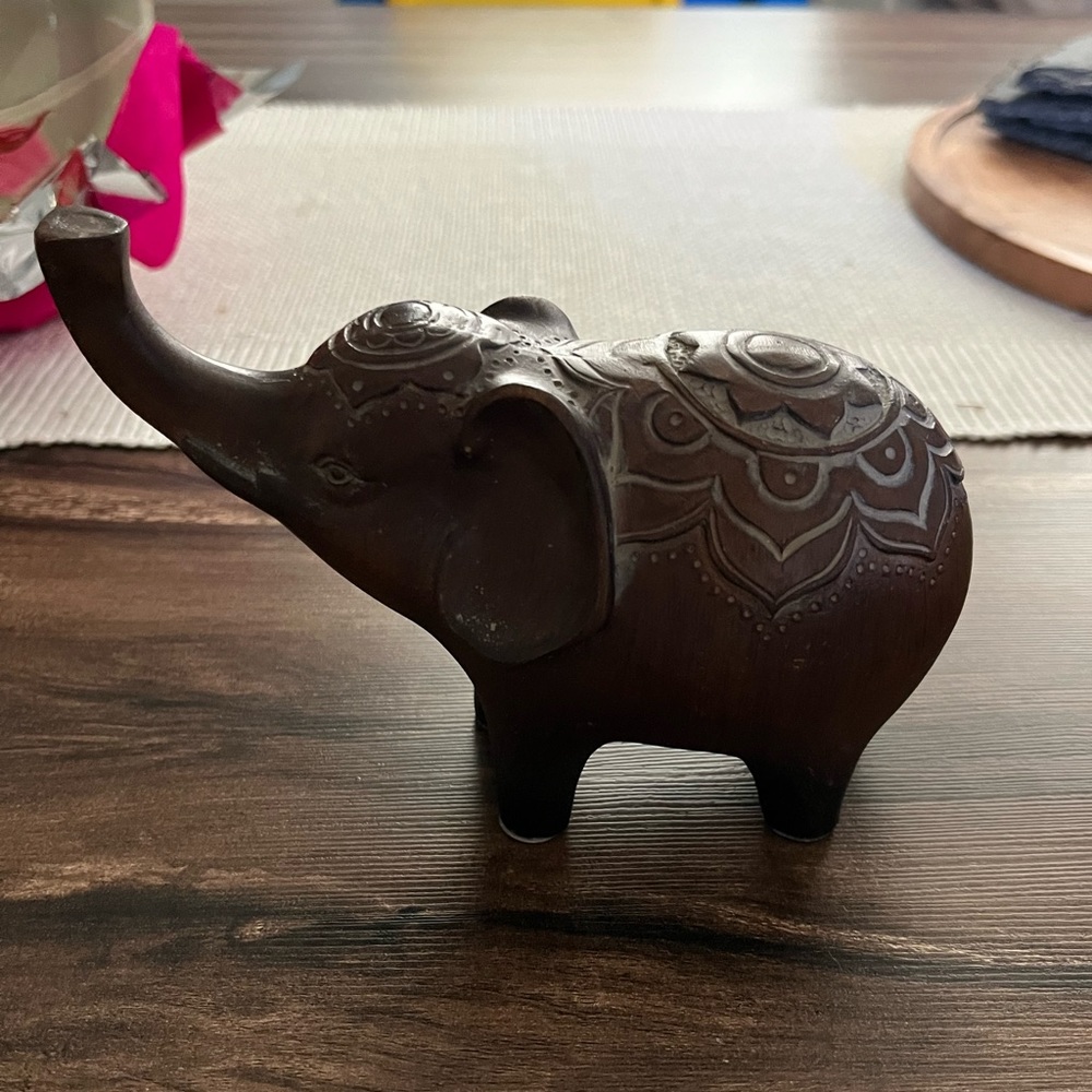 Wood Elephant